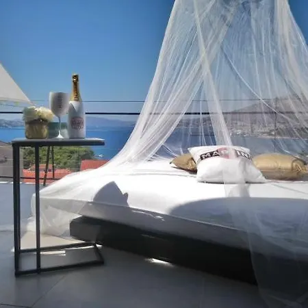 Magic Roof *